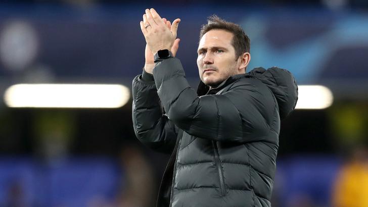 Chelsea manager Frank Lampard clapping